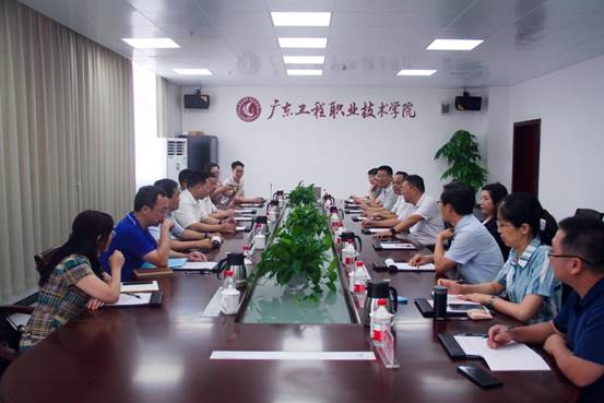 07b328a670d3f31bee2d8440b7be77c