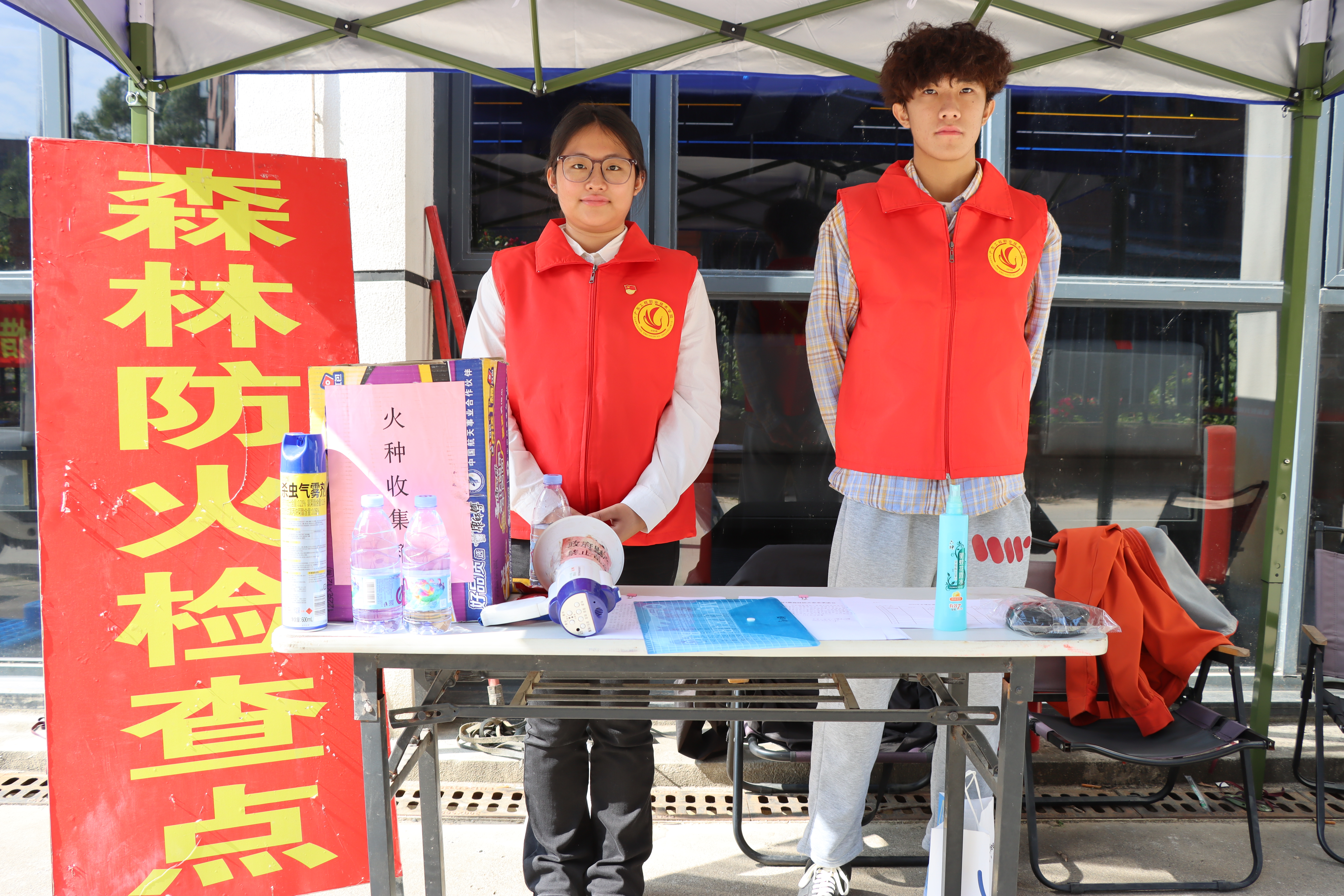 志愿者服务点。通讯员供图