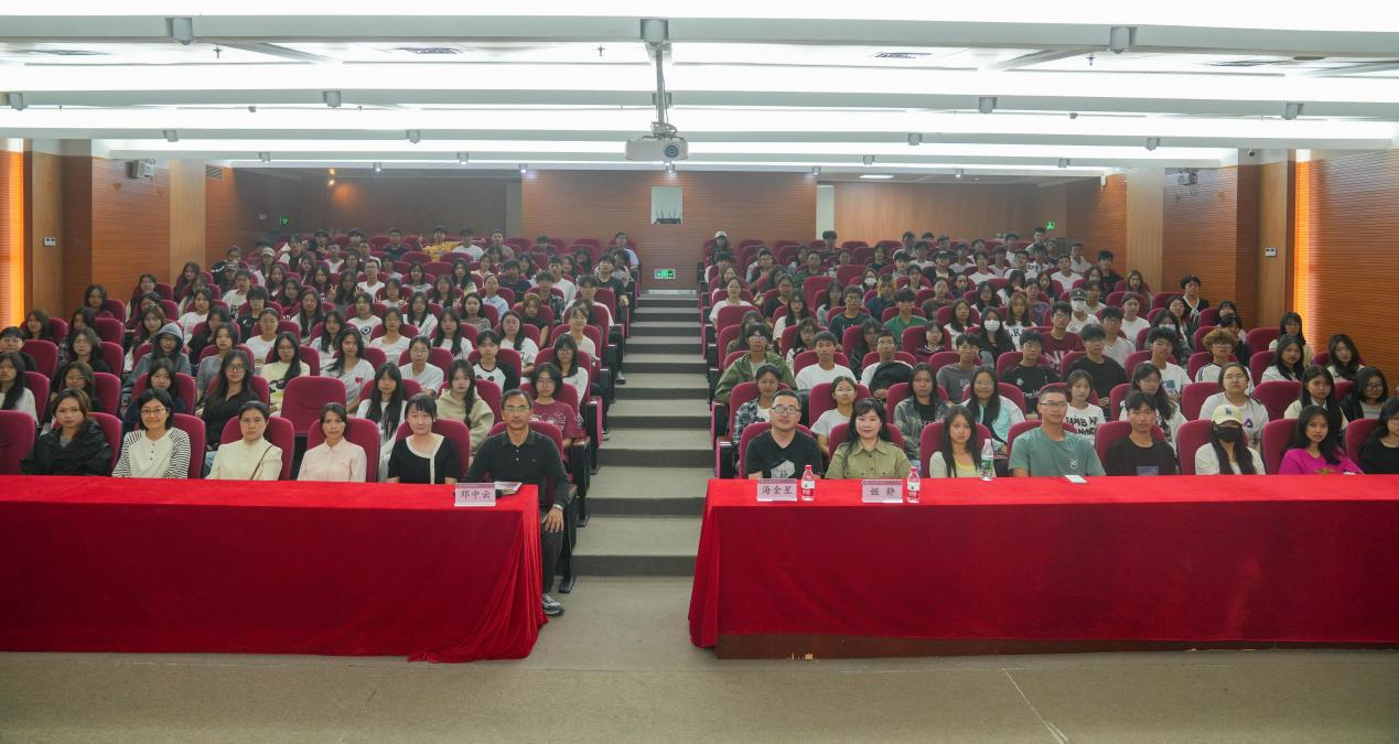 说明: http://jc6.gdep.edu.cn/jc6/download/download!getImage.action?attachmentId=8a80343c92d638ca0192e66fef3155ac&fileName=图片4.png