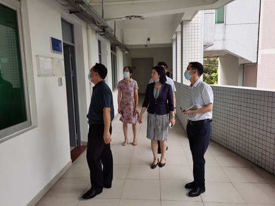 说明: C:\Users\Administrator\Desktop\照片\开学第一天\照片\现场二.jpg