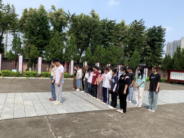 266d30e2bedd12623299e259408105e